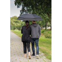 Фото товара Расширяющийся зонт Swiss Peak из rPET AWARE™, d116-137 см